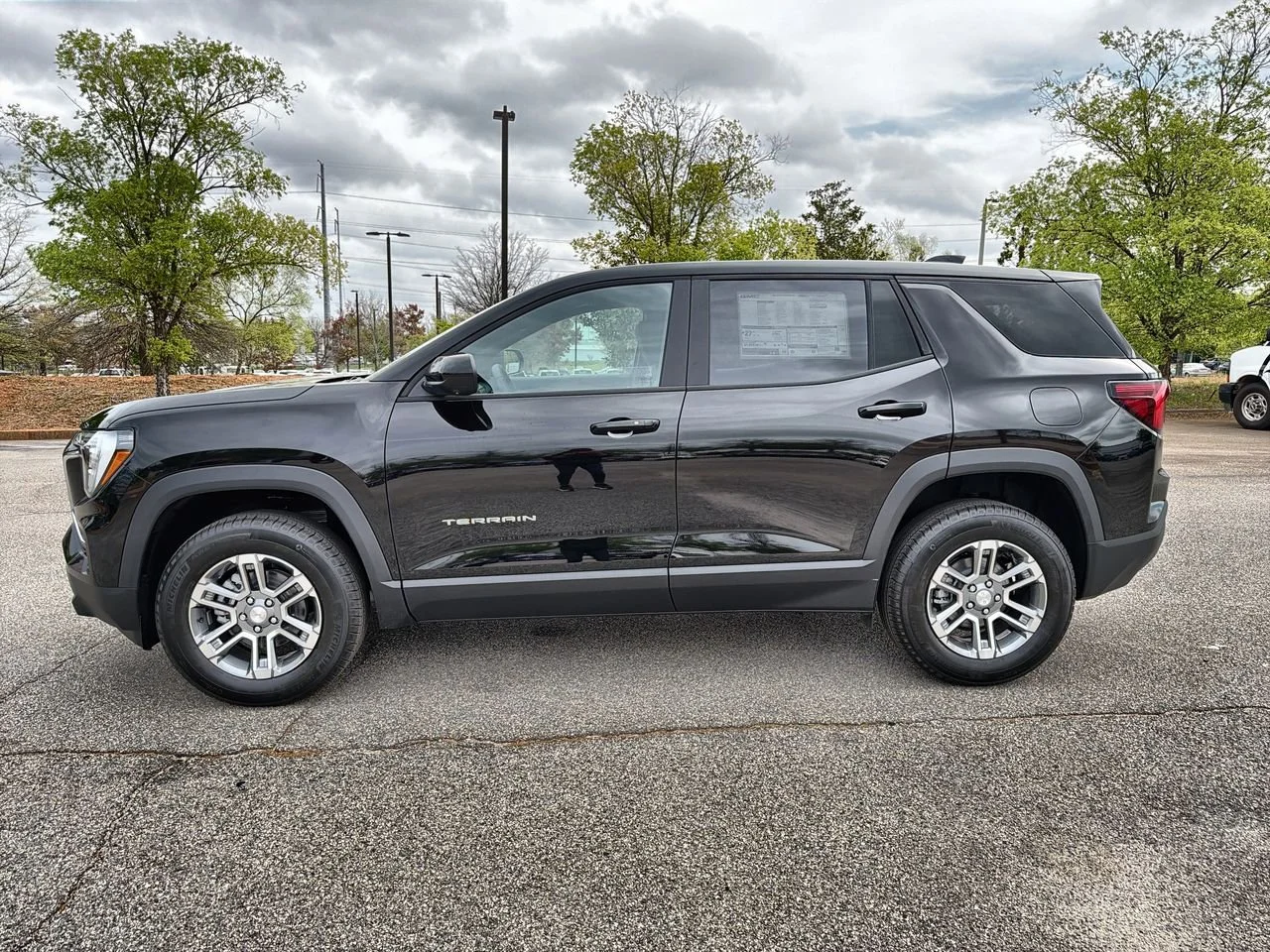 New 2026 Ebony Twilight Metallic GMC Elevation image 5