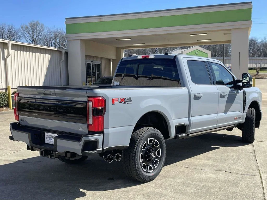 New 2026 Glacier Gray Metallic Tri-Coat Ford F-250® Platinum® image 3
