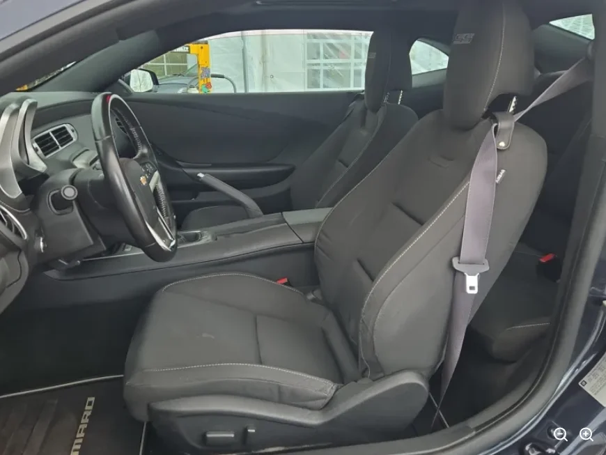 Used 2014 Blue Chevrolet SS image 9