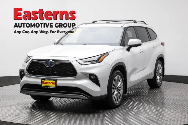 2024 Toyota Highlander Hybrid Platinum