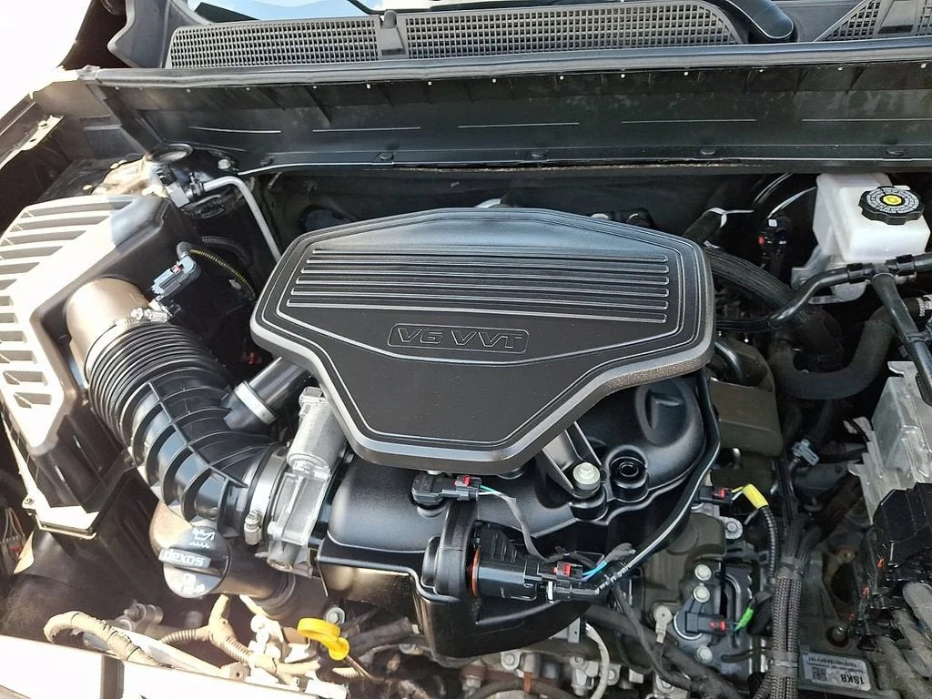 Used 2023 Ebony Twilight Metallic GMC AT4 image 65