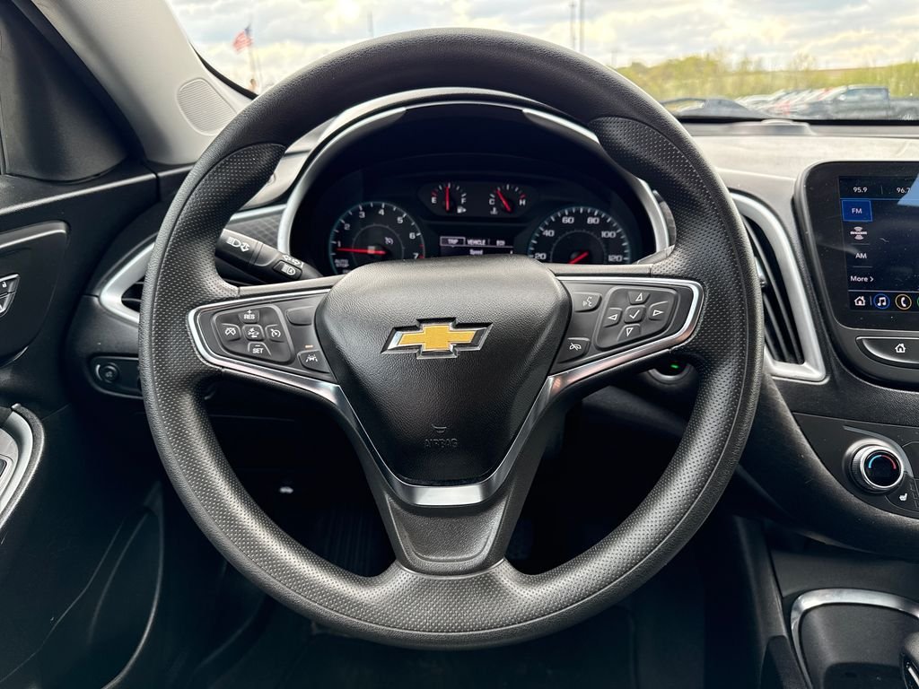 Used 2023 Gray Chevrolet LT image 13