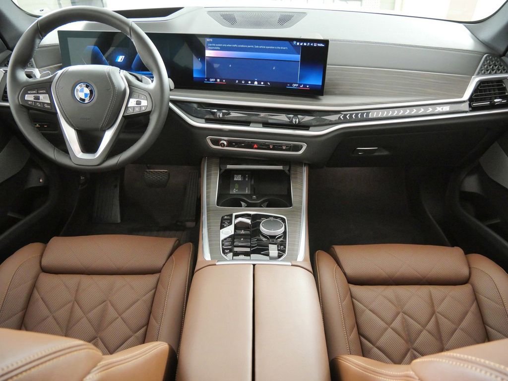 Used 2026 Alpine White BMW xDrive50e image 6