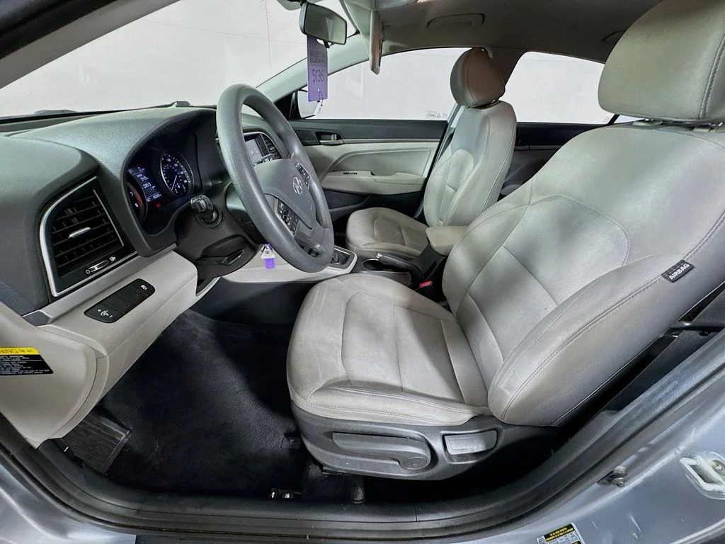 Used 2017 Gray Hyundai SE image 23