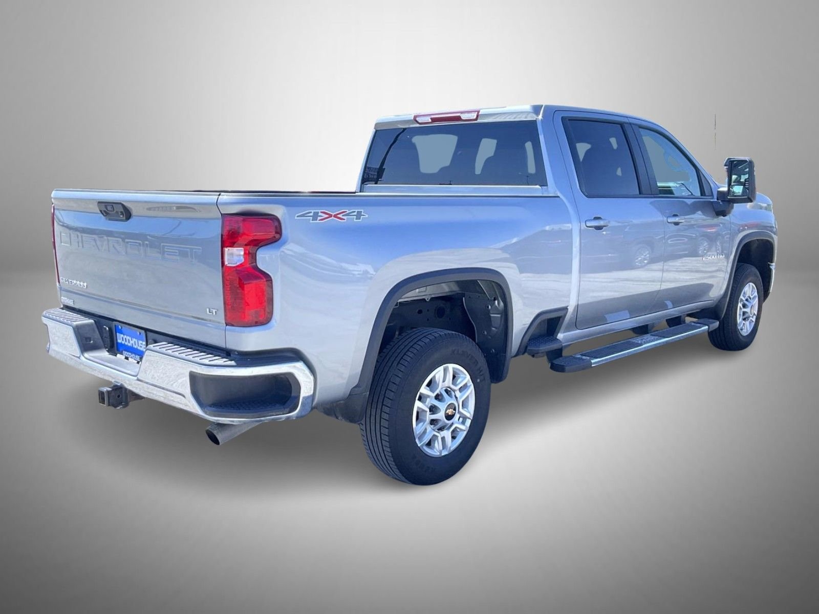 Used 2025 Gray Chevrolet LT image 5