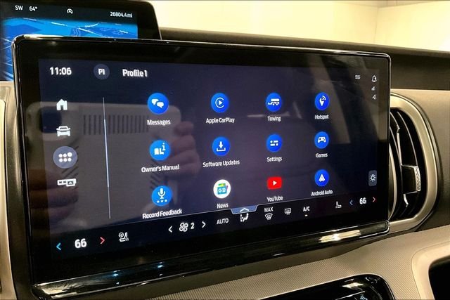 Used 2025 Agate Black Metallic Ford Active image 32