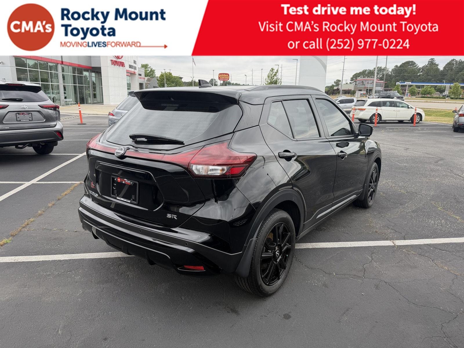 Used 2024 Super Black Nissan SR image 7