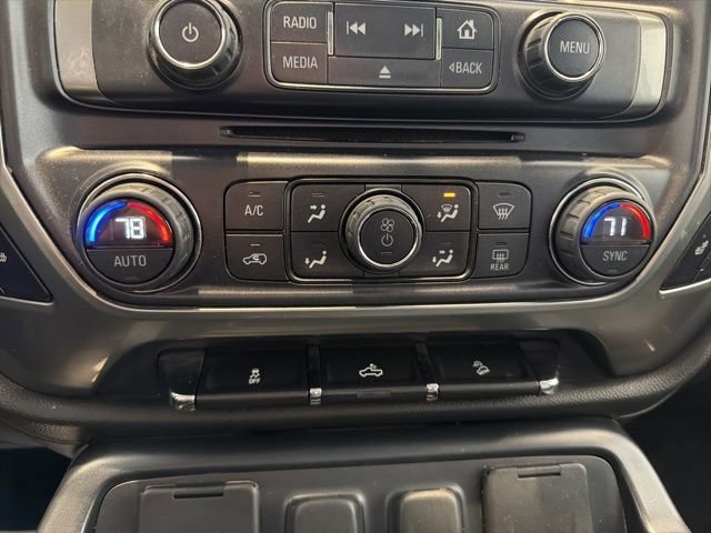 Used 2016 White Chevrolet LTZ image 25