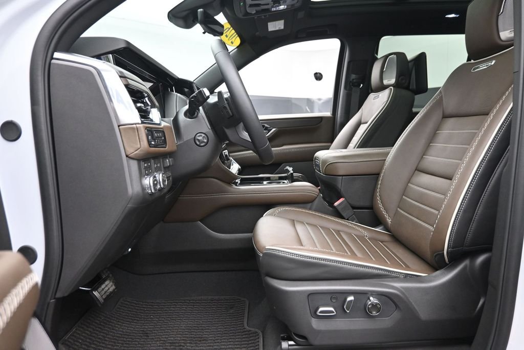 Used 2026 White GMC Denali Ultimate image 25
