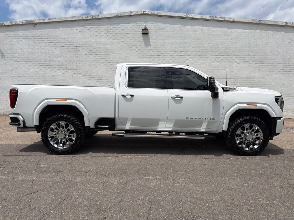 2024 GMC Sierra 4WD Crew Cab Standard Box Denali's photo