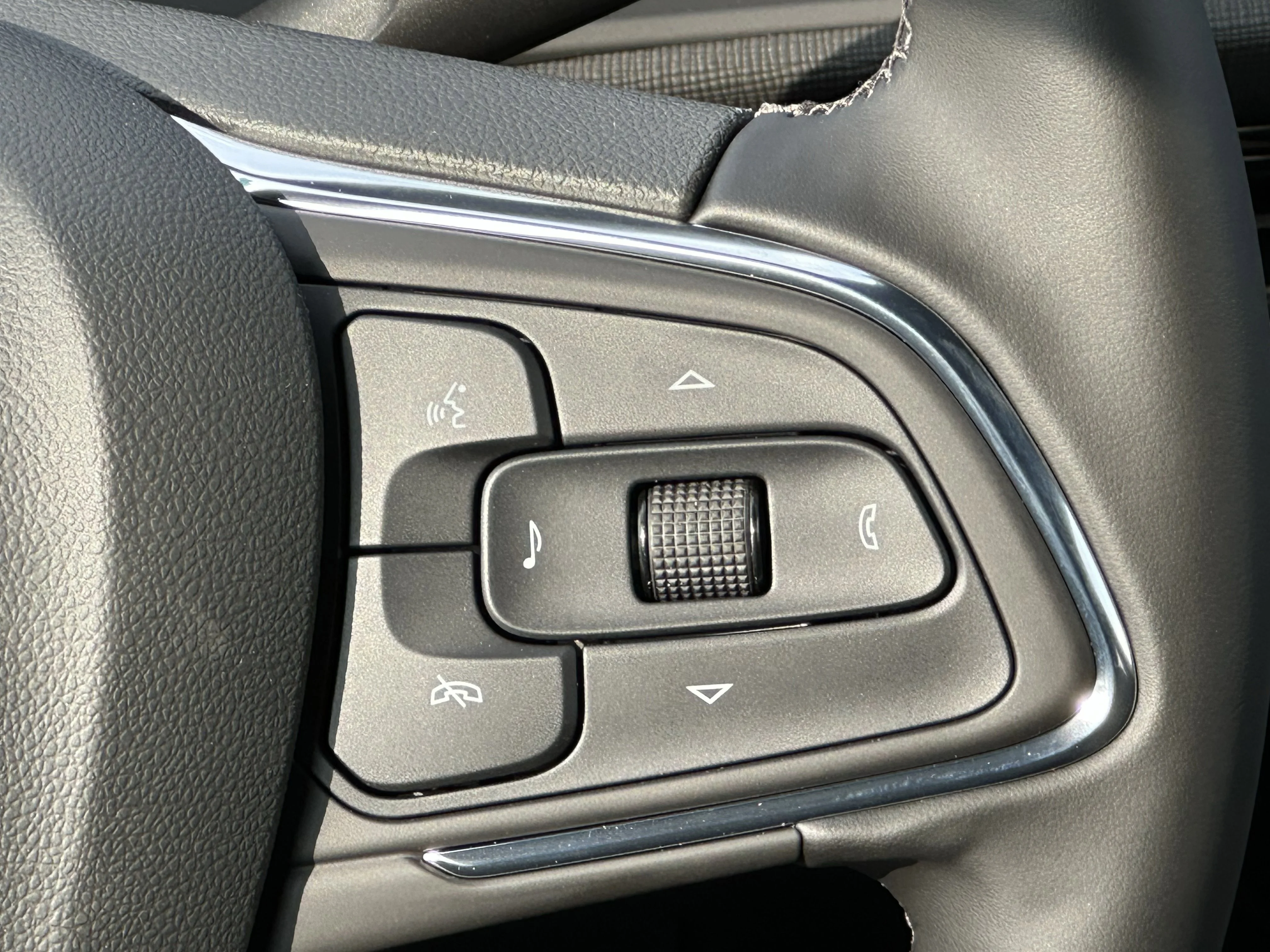New 2026 Ebony Twilight Metallic Buick Sport Touring image 17