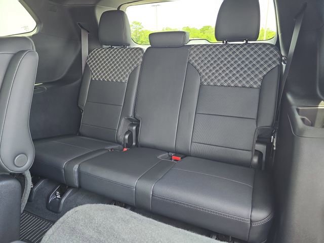 2024 GMC Acadia Denali - Photo 16