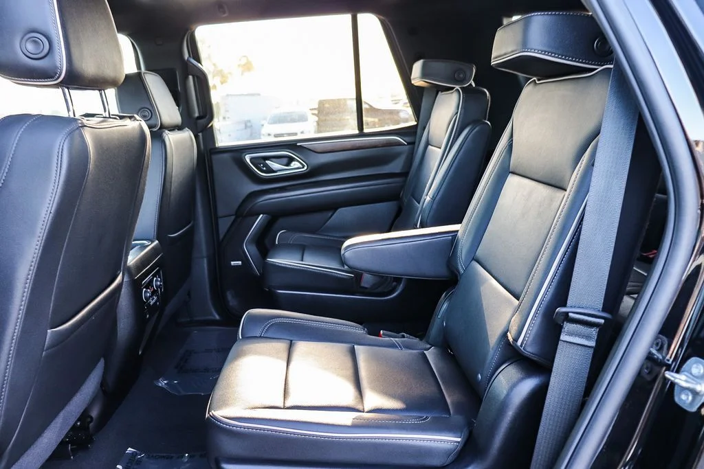 Used 2024 Black Chevrolet Premier image 20
