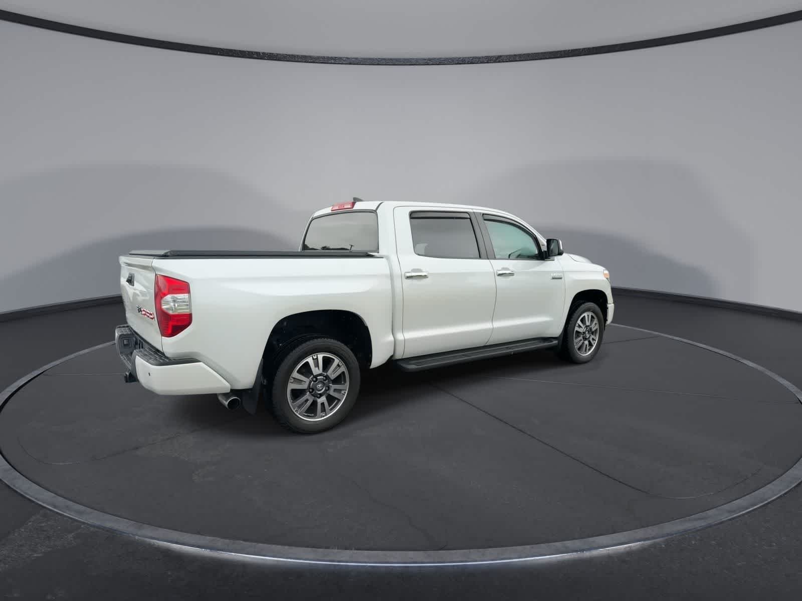 Used 2021 Wind Chill Pearl Toyota Platinum image 8