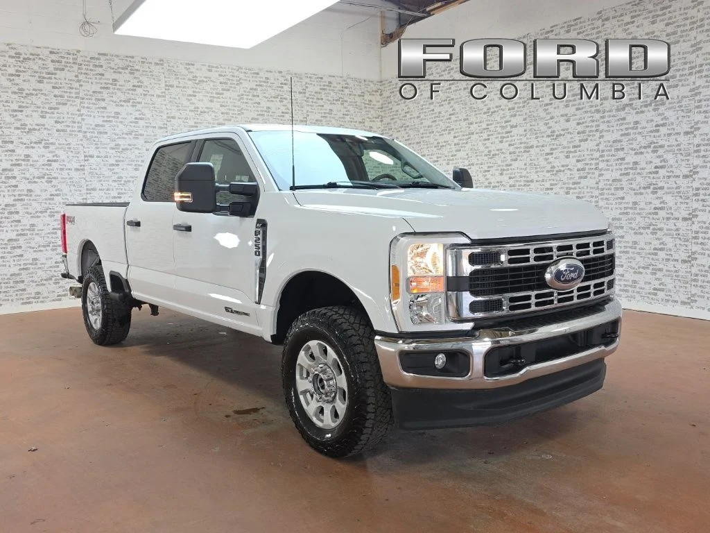 Used 2023 White Ford XLT image 1