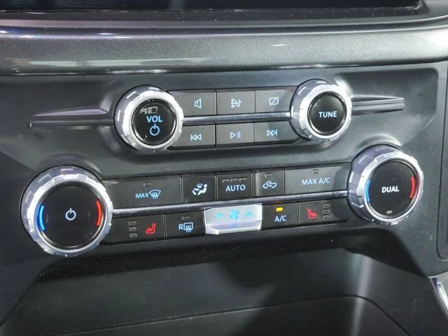 Used 2023 White Ford XLT image 31