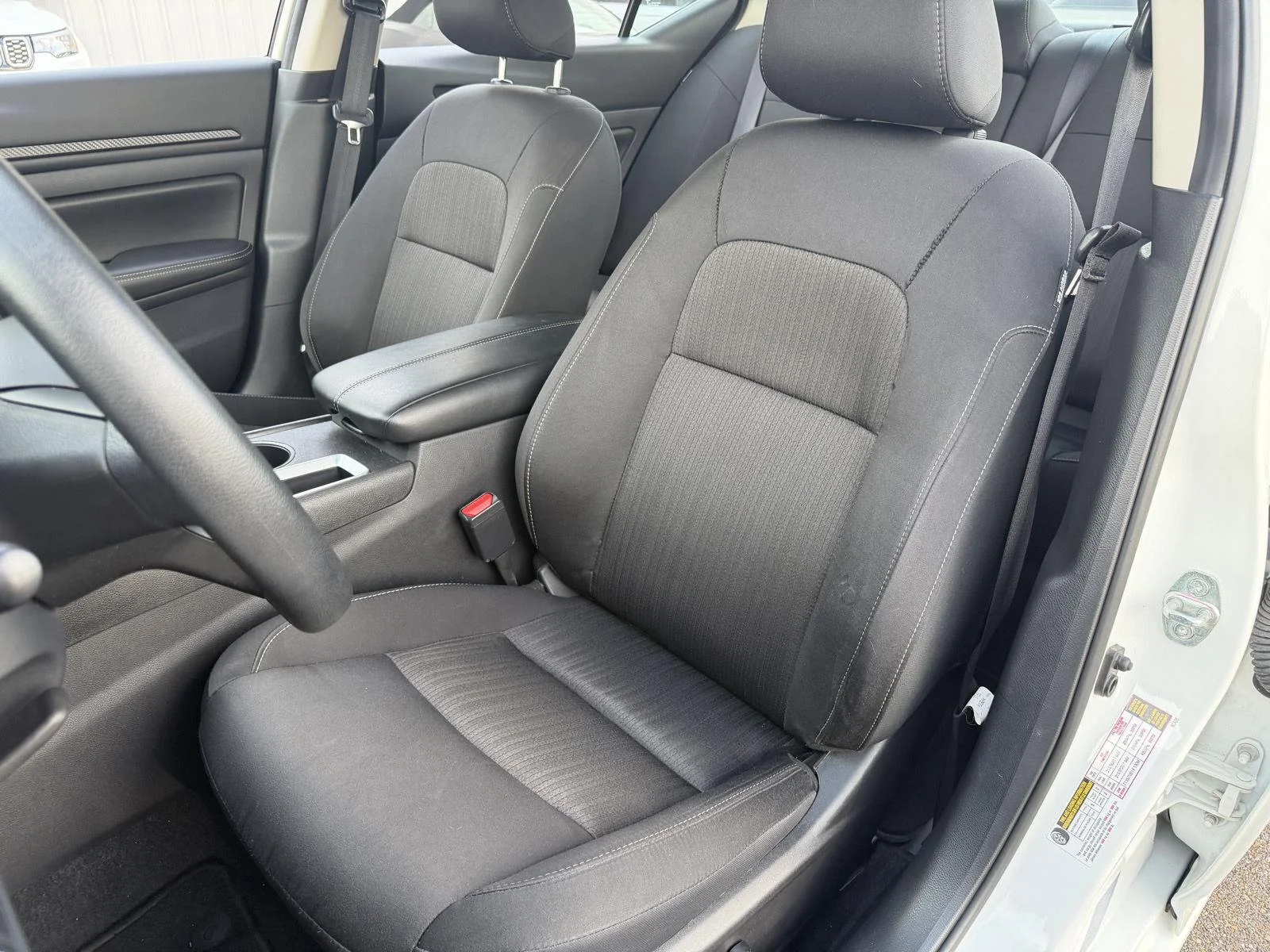 Used 2025 Glacier White Nissan SV image 16