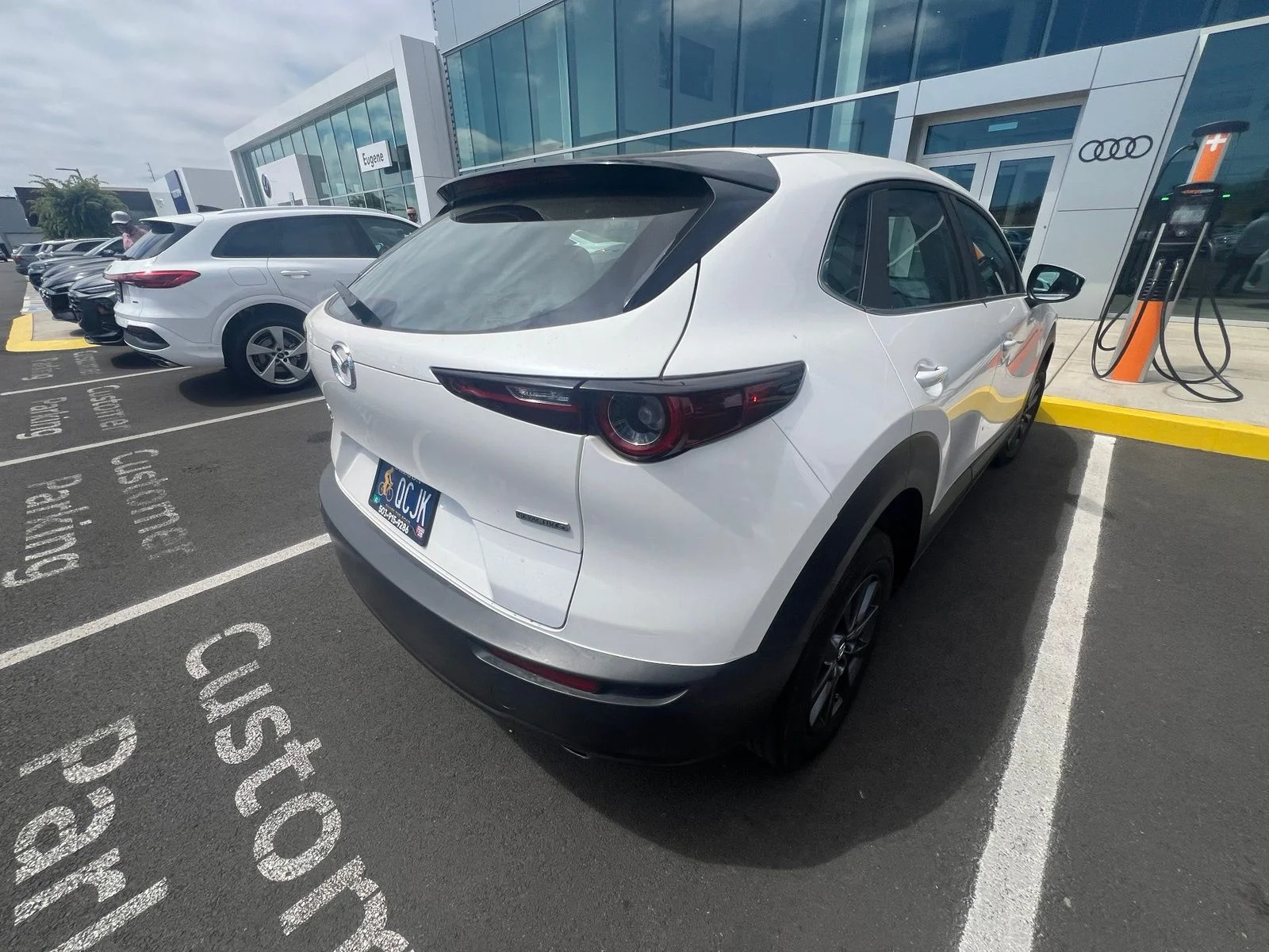 Used 2020 White Mazda S image 6