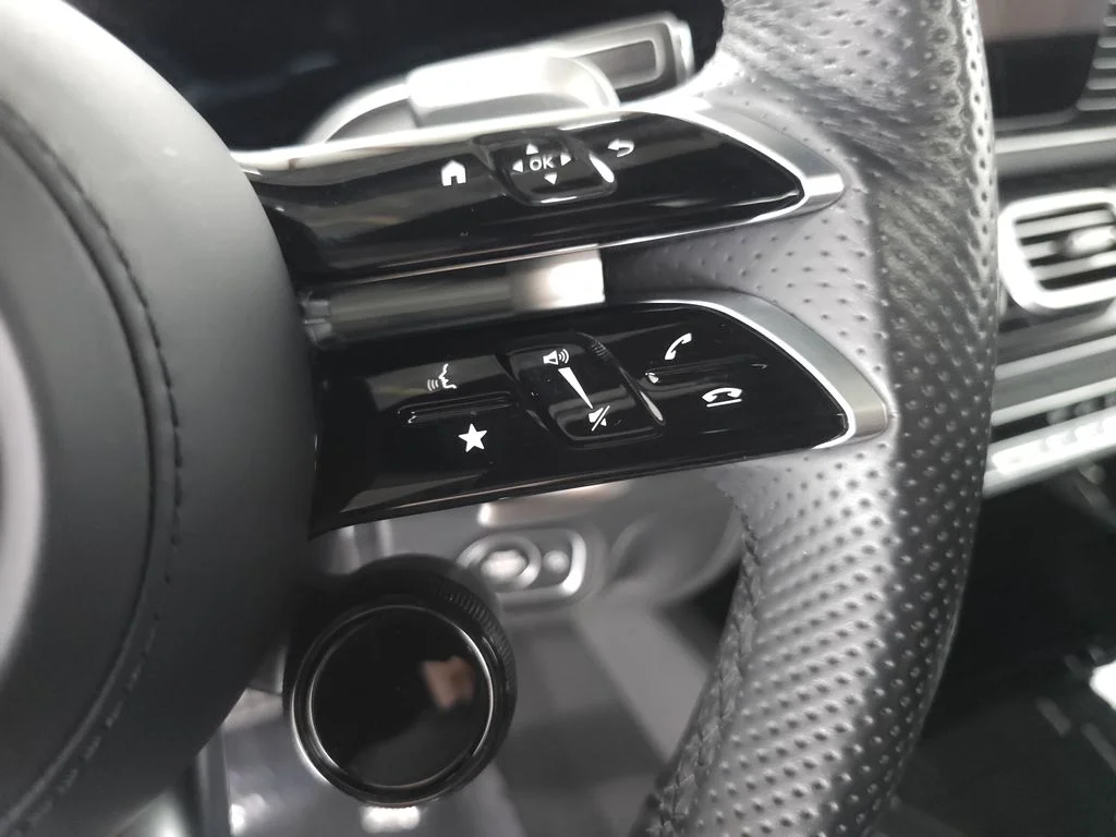 Used 2024 MANUFAKTUR Alpine Gray Mercedes-Benz GLE 63 S AMG® image 13
