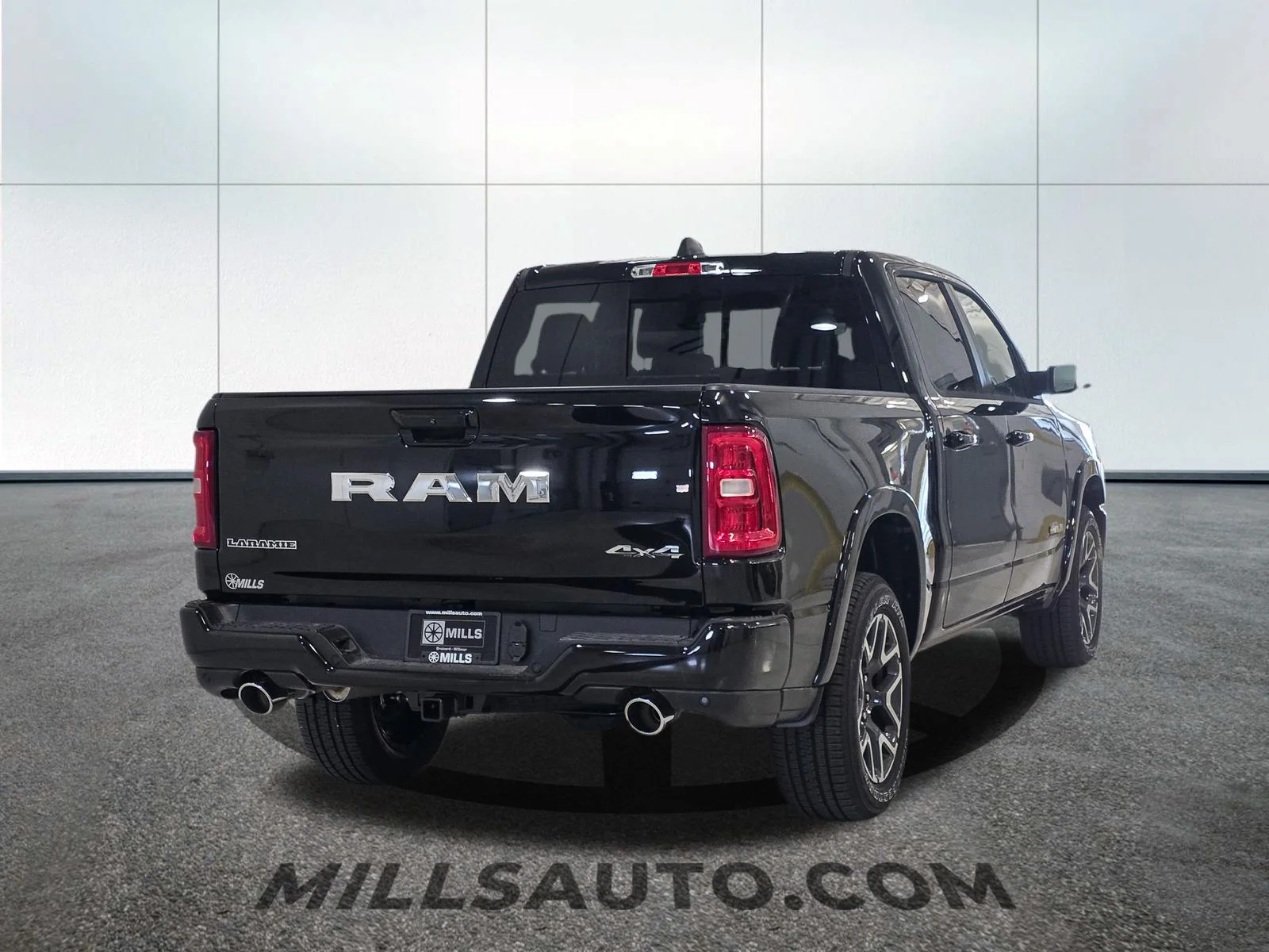 2026 RAM 1500 Laramie - Photo 7