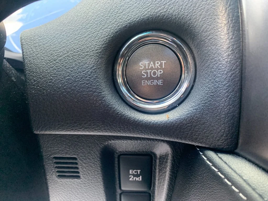 Used 2023 Black Lexus 460 image 27