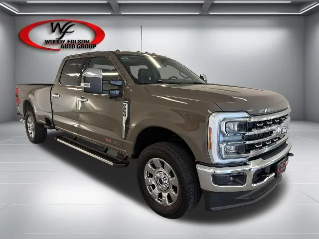 New 2027 Marsh Gray Metallic Ford F-250® Lariat® image 19