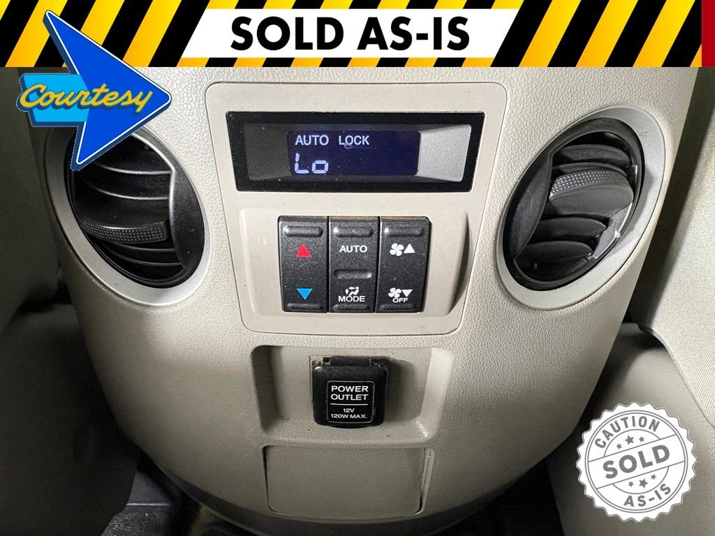 Used 2014 Silver Honda LX image 35