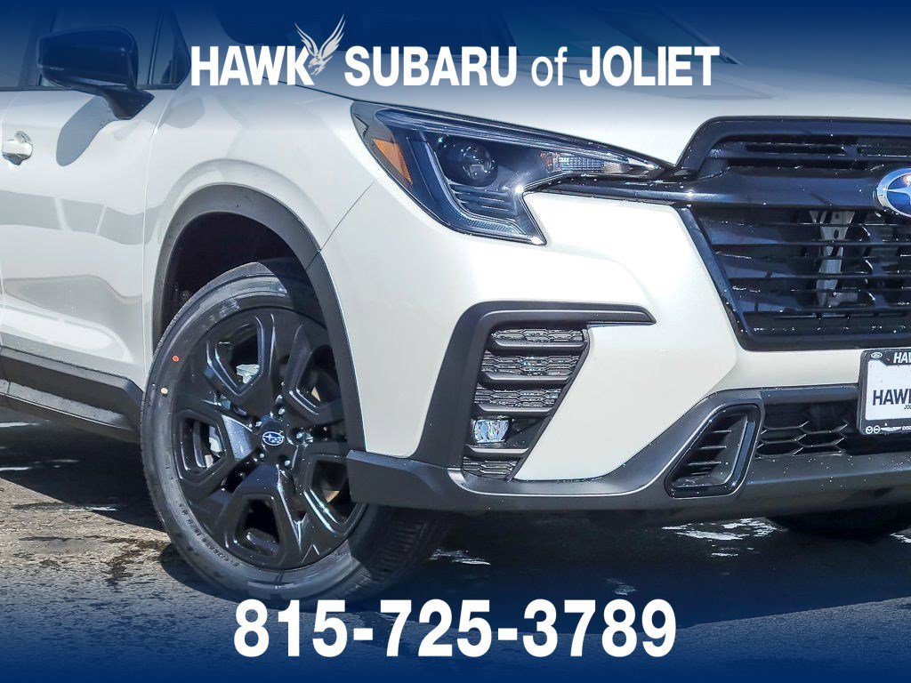 Used 2026 Crystal White Pearl Subaru Onyx Edition Touring image 3