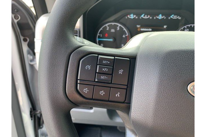 New 2026 Oxford White Ford F-350® XL image 13