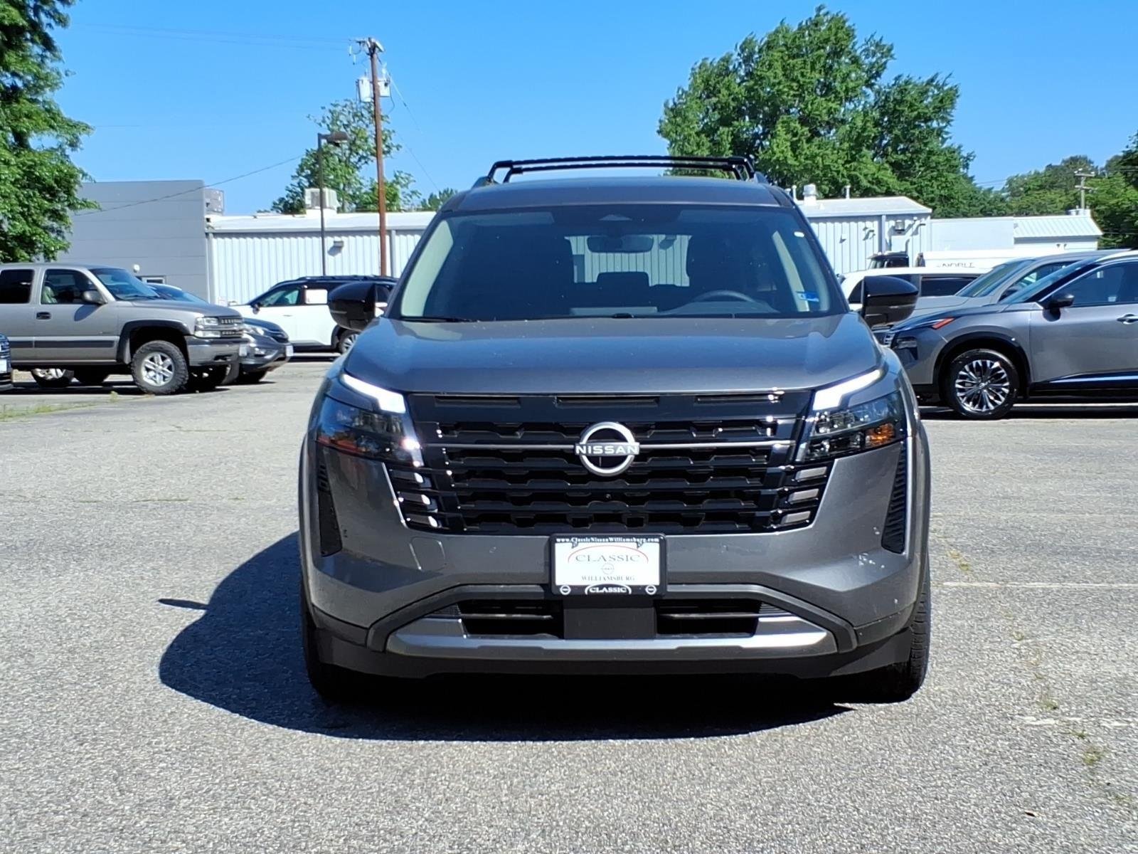 New 2026 Gun Metallic Nissan SL image 2