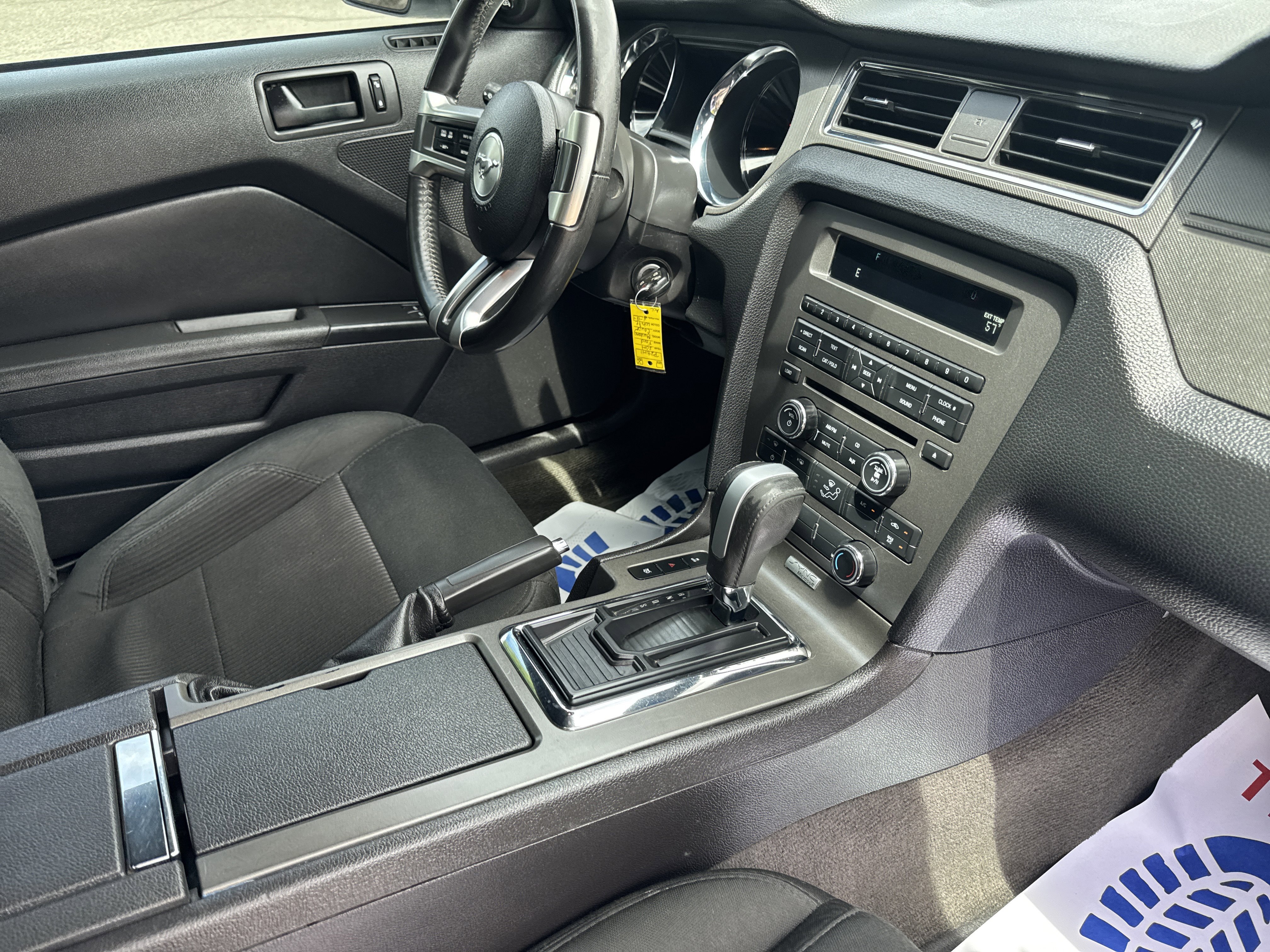 Used 2014 White FORD V6 image 10