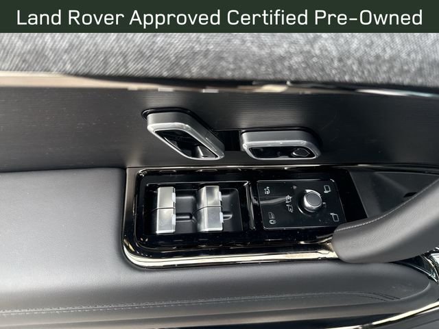 Certified Used 2026 Santorini Black Land Rover Dynamic SE image 13