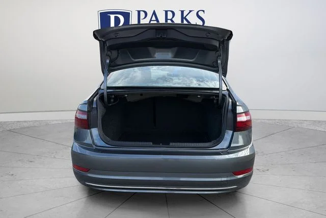 Used 2020 Gray Volkswagen SEL image 19