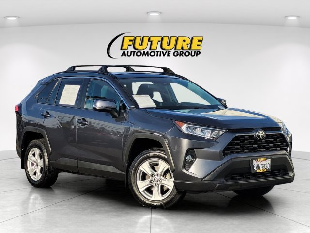 Used 2021 Gray Toyota XLE image 1