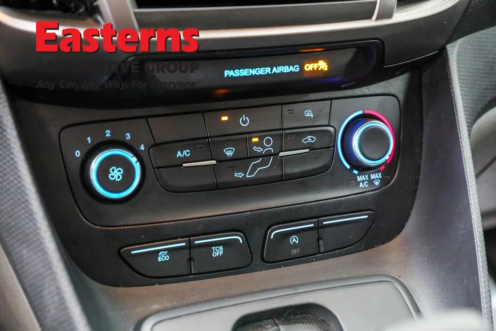 Used 2021 White Ford XL image 20