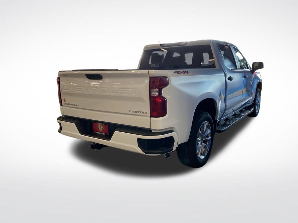 New 2026 Summit White Chevrolet Custom image 16
