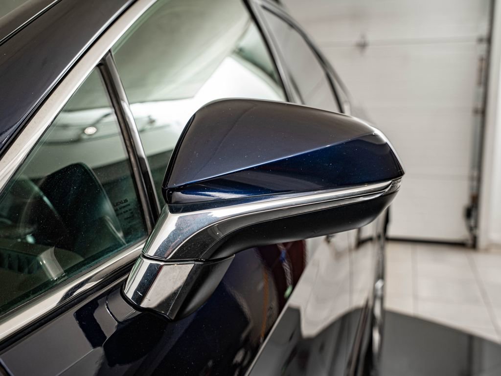 Used 2017 Mica Lexus 350 image 9