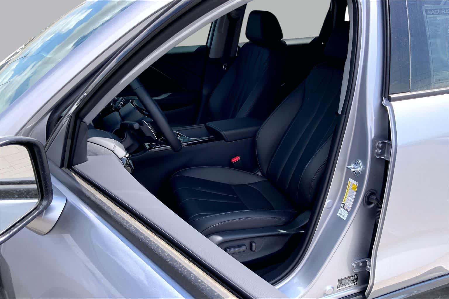 New 2026 Solar Silver Metallic Acura  image 18