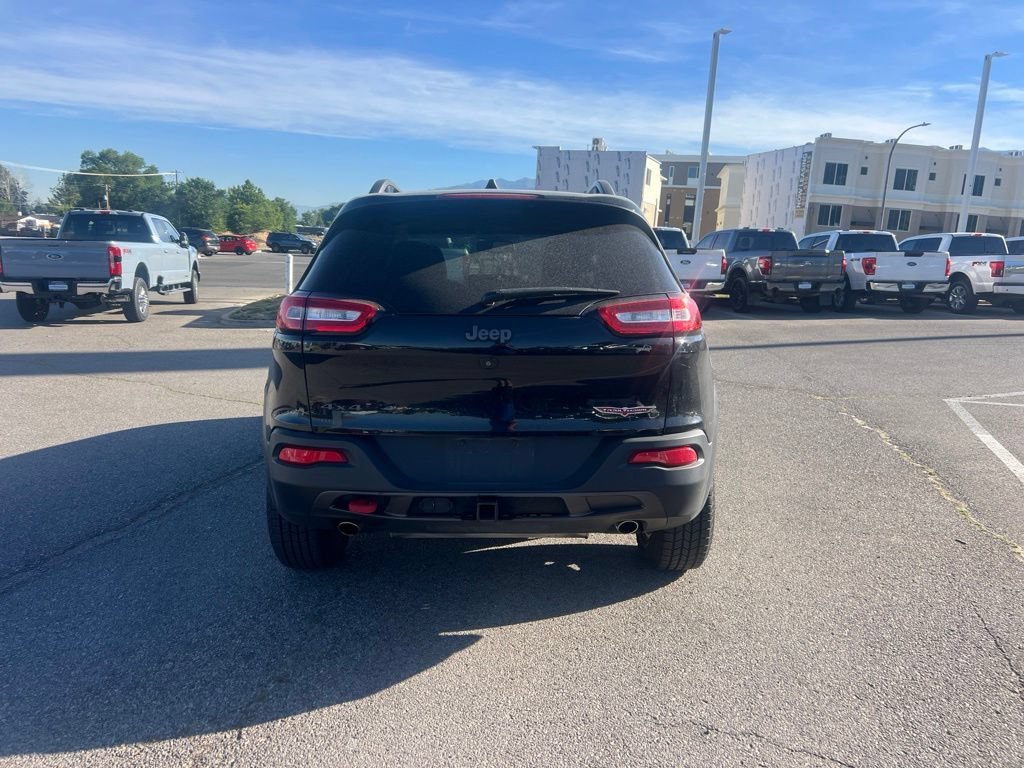 Used 2018 Black Jeep Trailhawk image 9