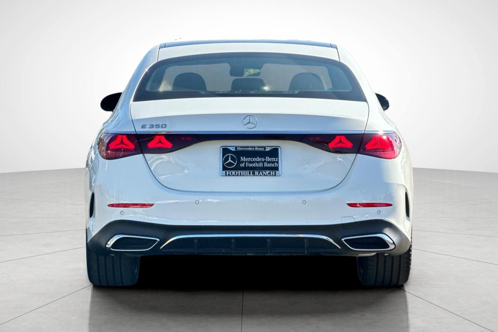 2026 Mercedes-Benz E-Class E350 - Photo 7