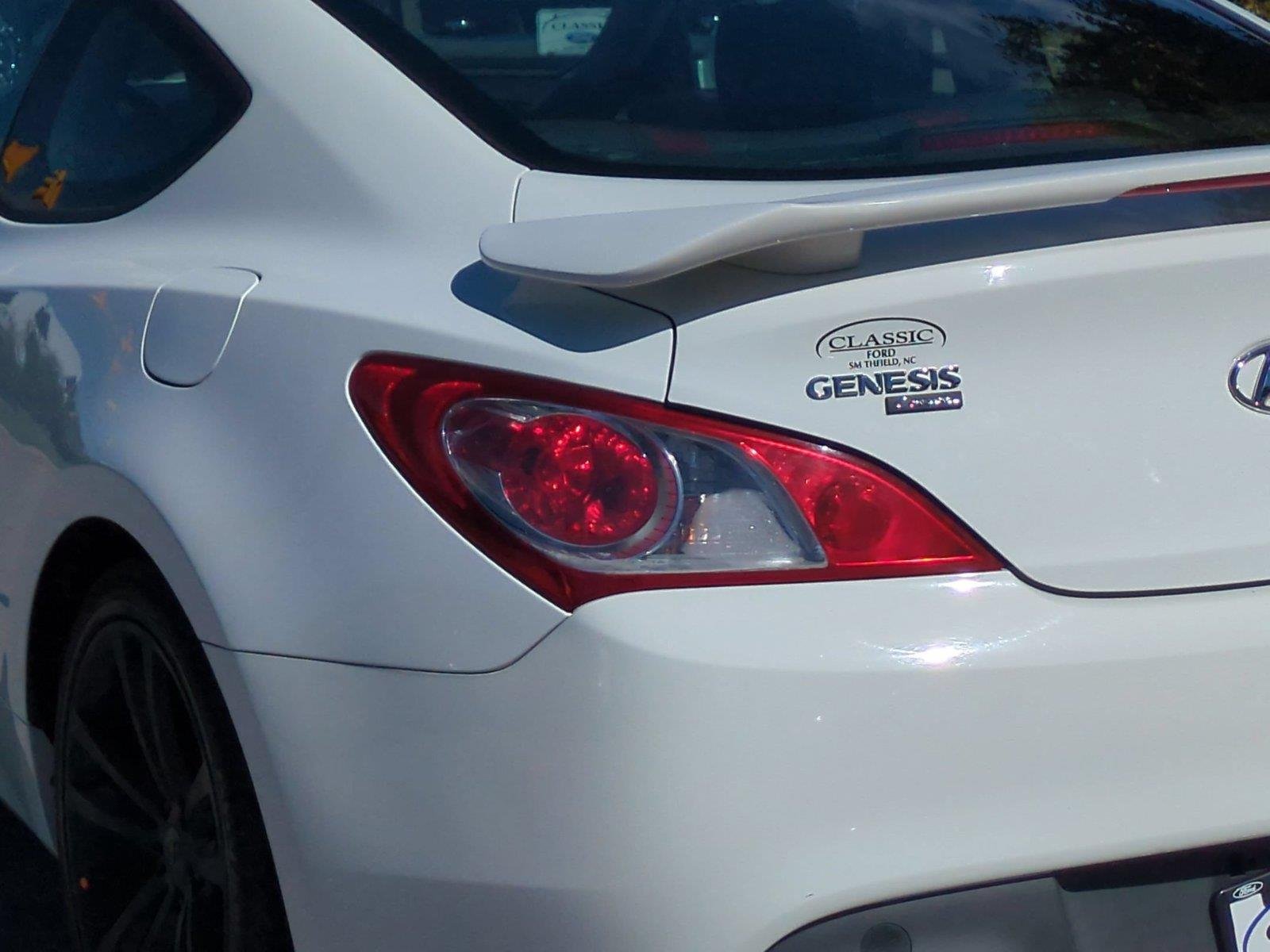 Used 2011 Karussell White Hyundai R-Spec image 11