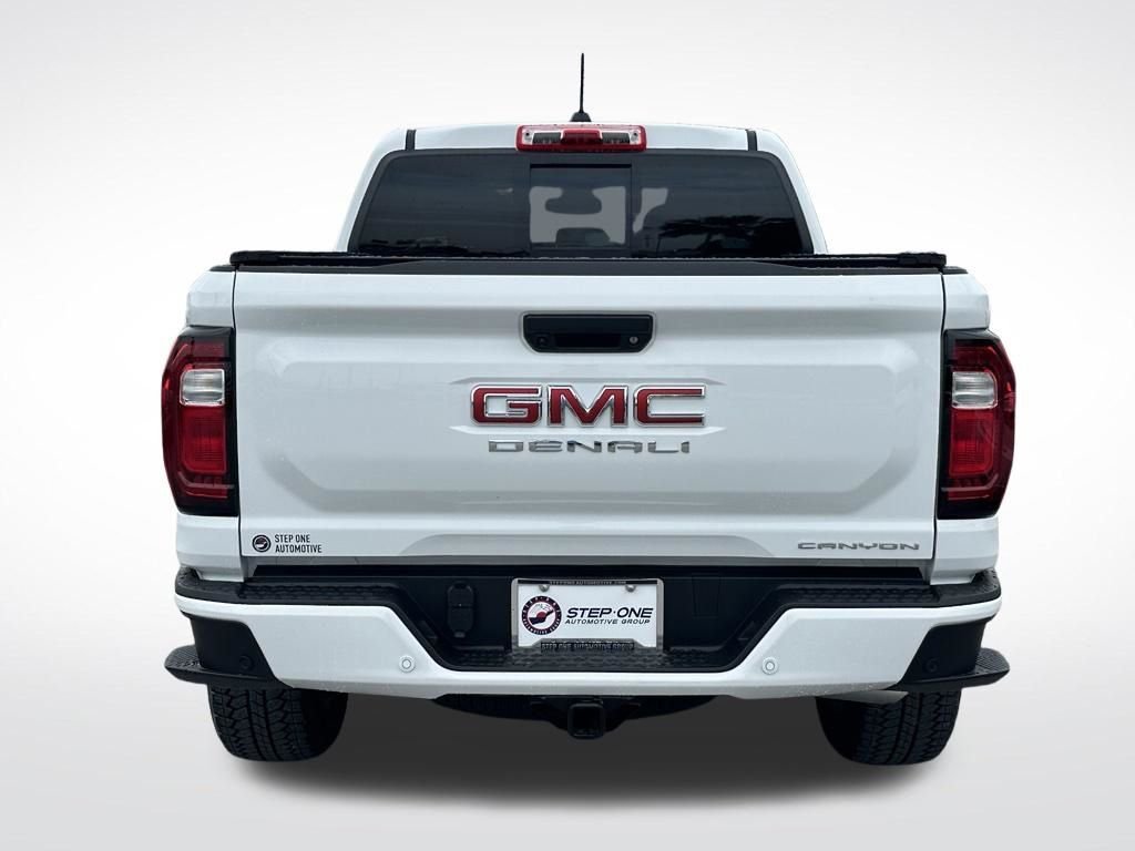 Used 2023 White GMC Denali image 6
