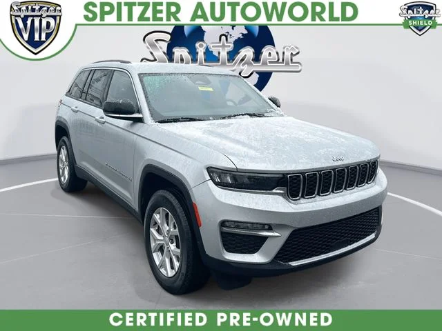 Used 2023 Silver Jeep Limited image 1