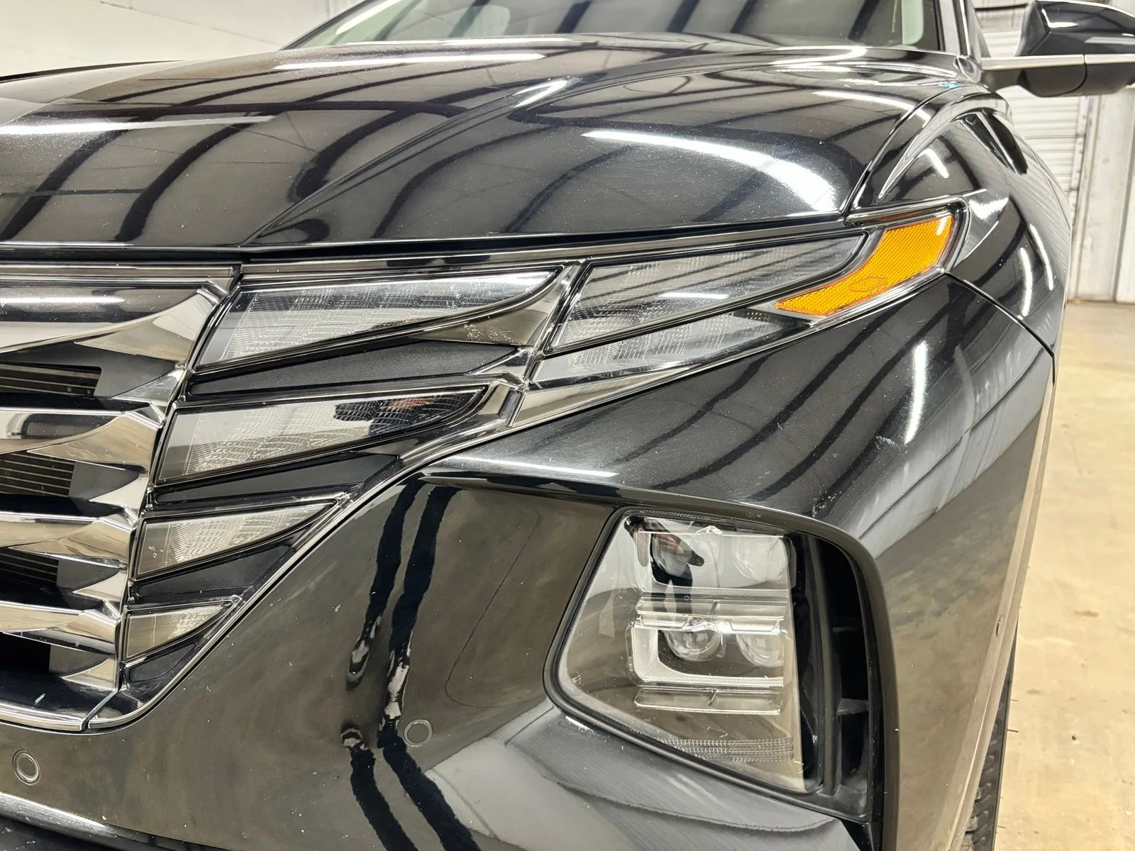 Used 2023 Black Hyundai Limited image 8