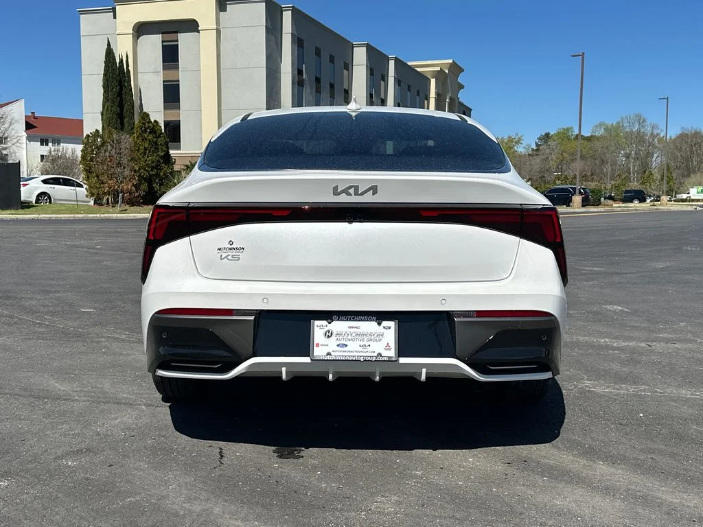 New 2026 White Kia LXS image 6