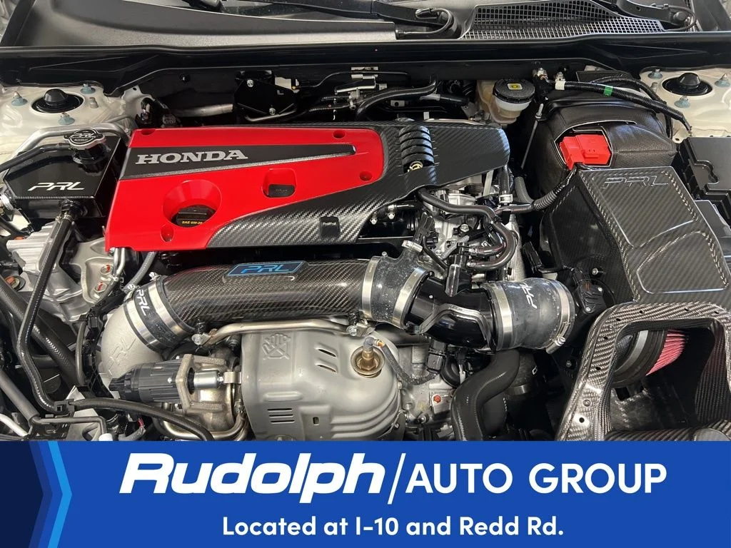 Used 2025 White Honda  image 28