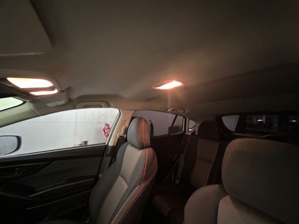 Used 2019 White Subaru 2.0i Premium image 25
