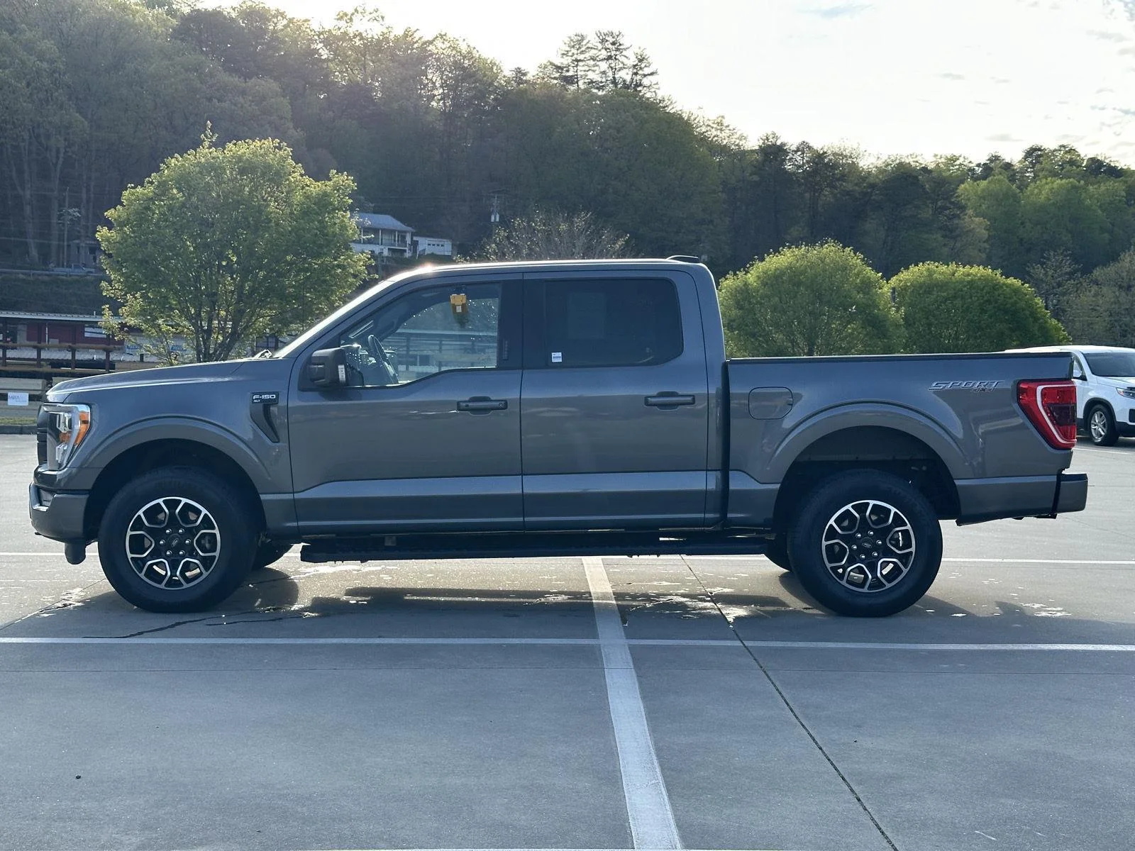 Used 2023 Carbonized Gray Metallic Ford XLT image 4