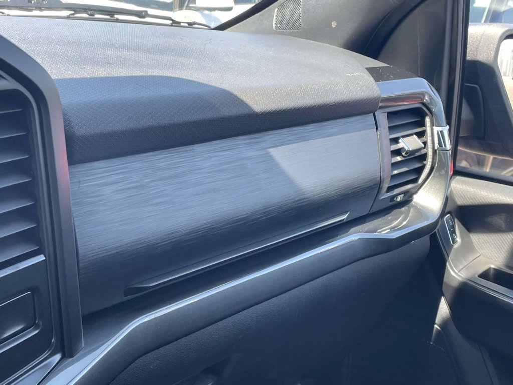 Used 2021  Ford XL image 30
