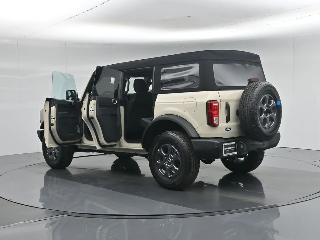 New 2026 Desert Sand Ford Big Bend image 29